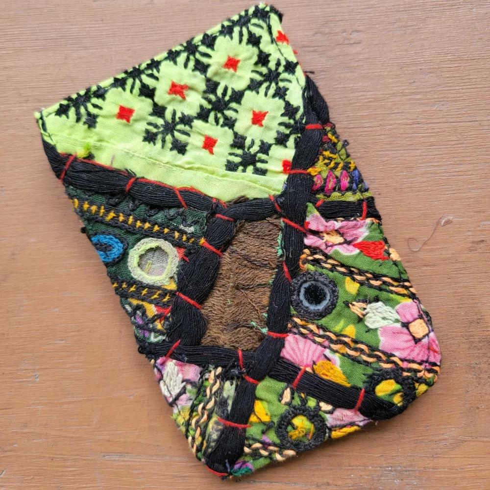 🍄🪬 Free People Boho Embroidered Repurposed vtg banjara hippie Wallet card case